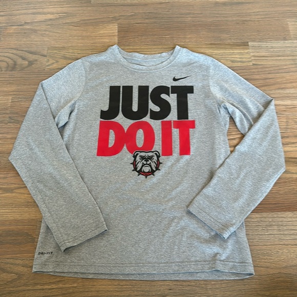 Boys Nike long sleeve - Picture 1 of 3